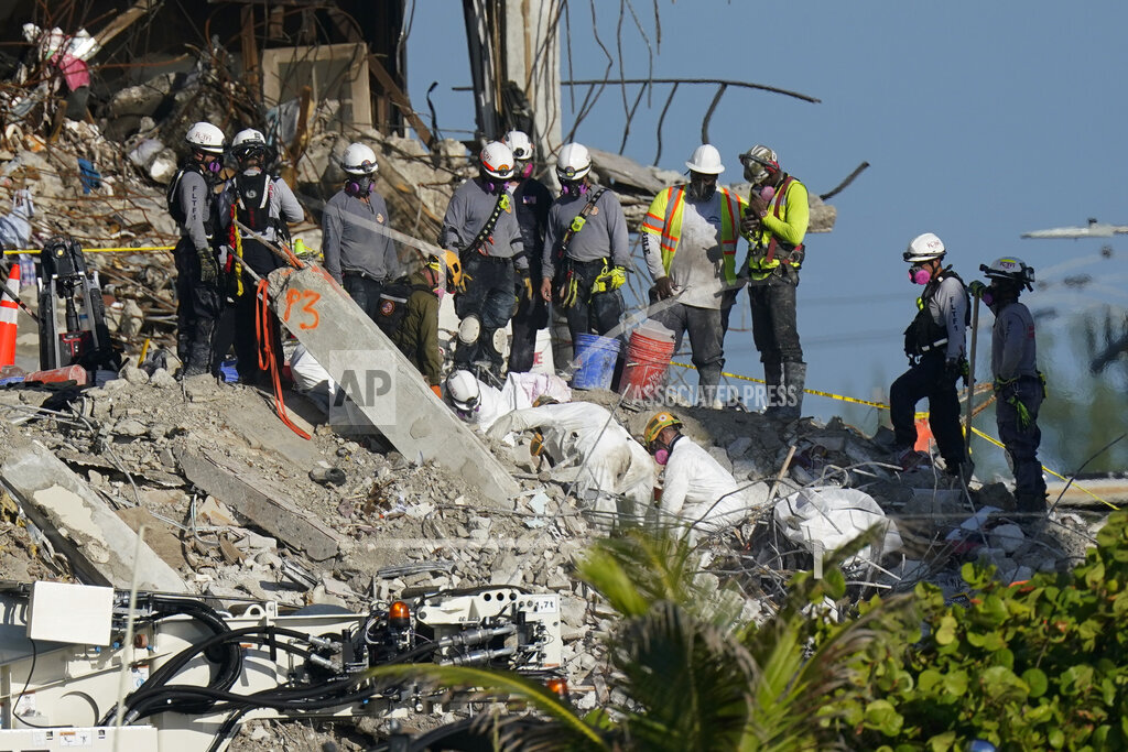 Fri. 10:18 a.m.: Collapsed Florida condo building likely to be ...
